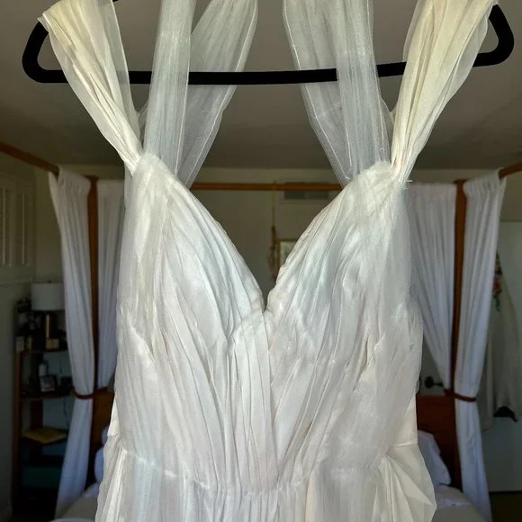 Dresses J Mendel Wedding Dress Never Worn In